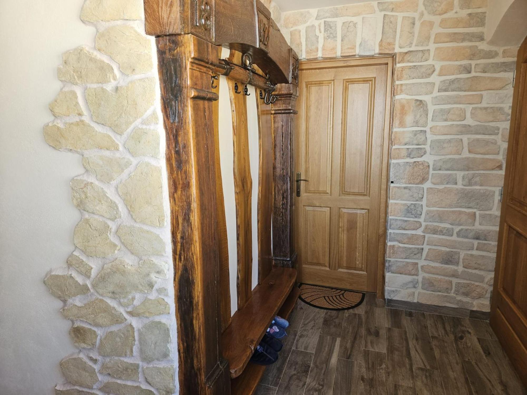 Zerko Holiday Home - Vineyard Chalet With Sauna And Jacuzzi Free Mirna Exterior foto