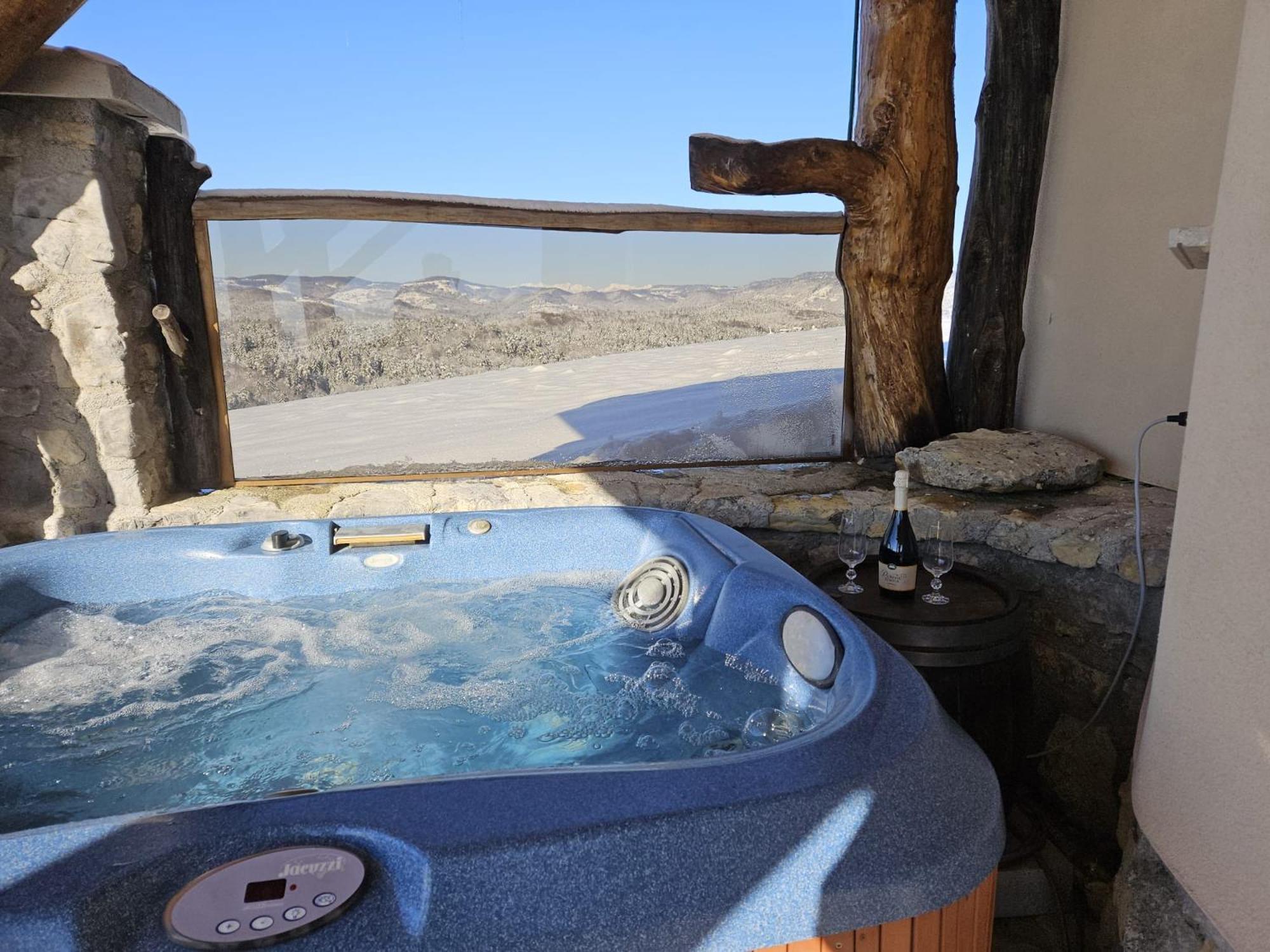Zerko Holiday Home - Vineyard Chalet With Sauna And Jacuzzi Free Mirna Exterior foto