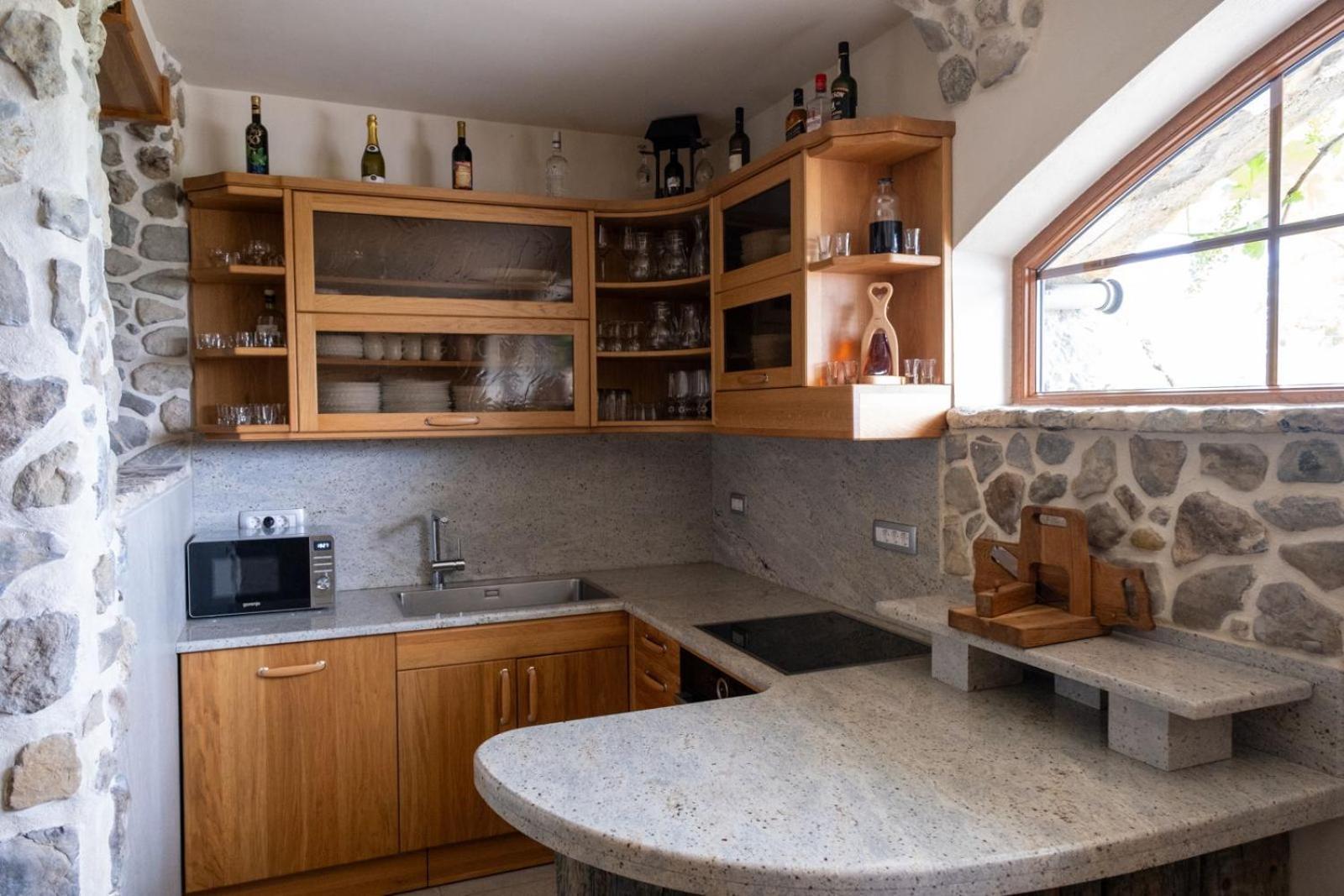 Zerko Holiday Home - Vineyard Chalet With Sauna And Jacuzzi Free Mirna Exterior foto